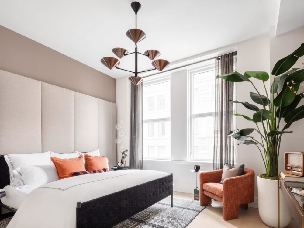 Louis Vuitton Luminance – The Boujee Bedroom
